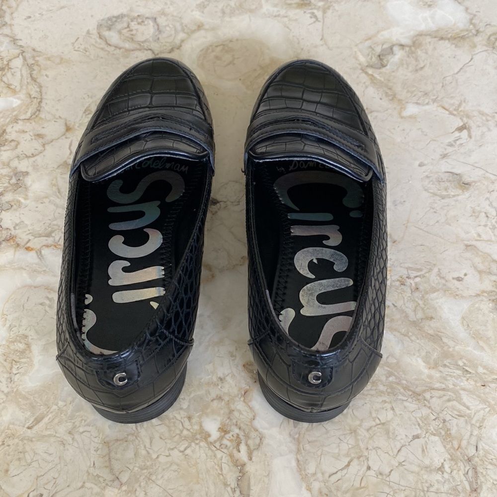 Circus by Sam Edelman Hannon Croc Embossed Penny Loafers - Picture 5 of 13